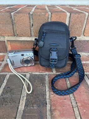Sony Cyber-shot DSC-S90 digital camera. And Samsonite case